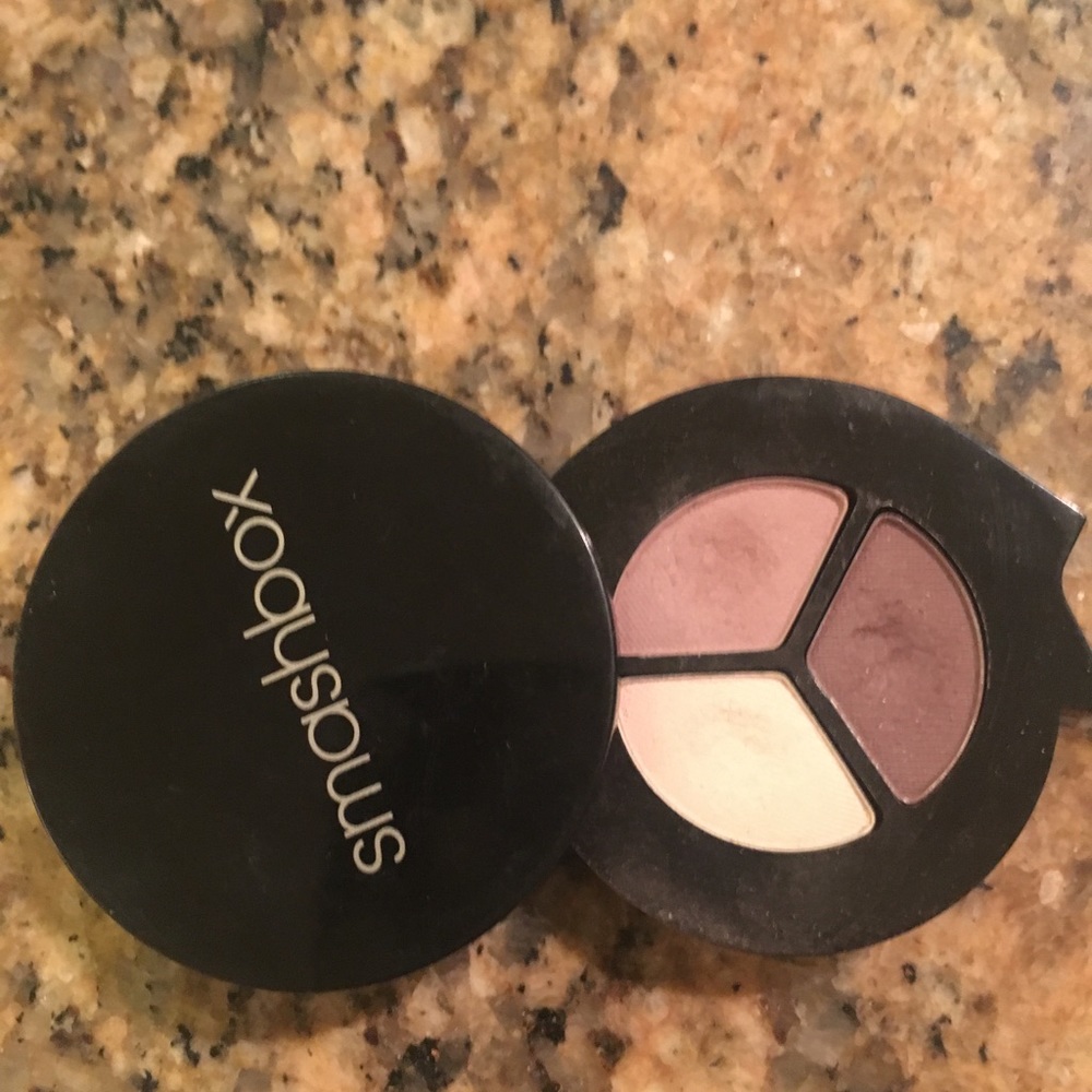 Smash box photo op eyeshadow trio travel. Sepia